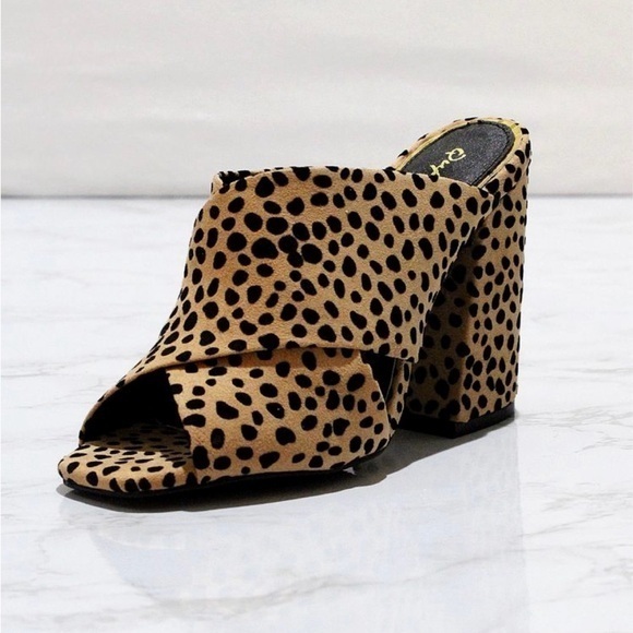 Windsor Shoes - Windsor Leopard Print Open-Toe Block Heel Mule in Tan and Black